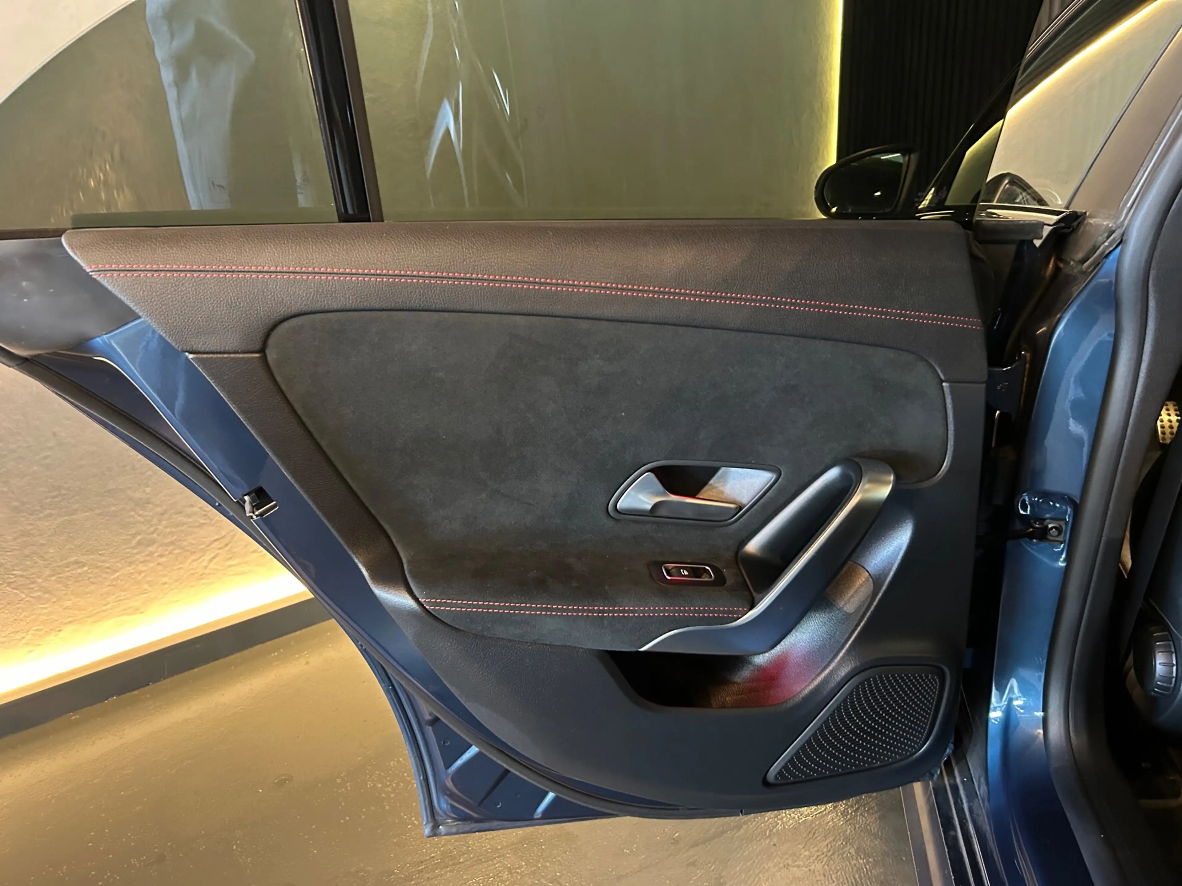 Mercedes-Benz CLA 180 AMG Line|PANO|CRUISE|AMBIENT|PARK SENS & CAM|STOEL — photo 48