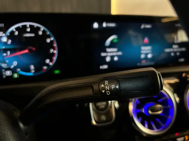 Mercedes-Benz Cla view 8