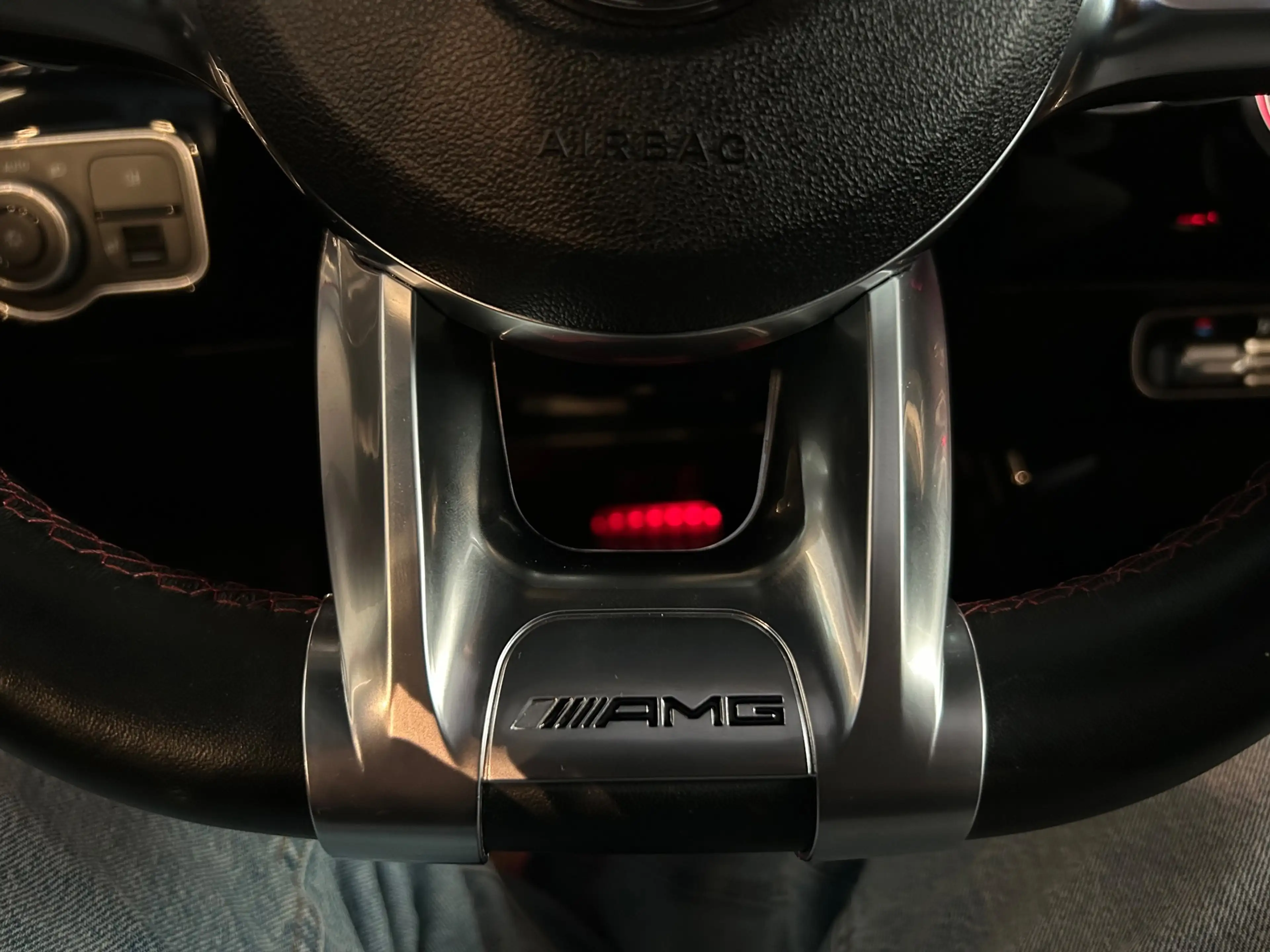 Mercedes-Benz CLA 180 AMG Line|PANO|CRUISE|AMBIENT|PARK SENS & CAM|STOEL — photo 35