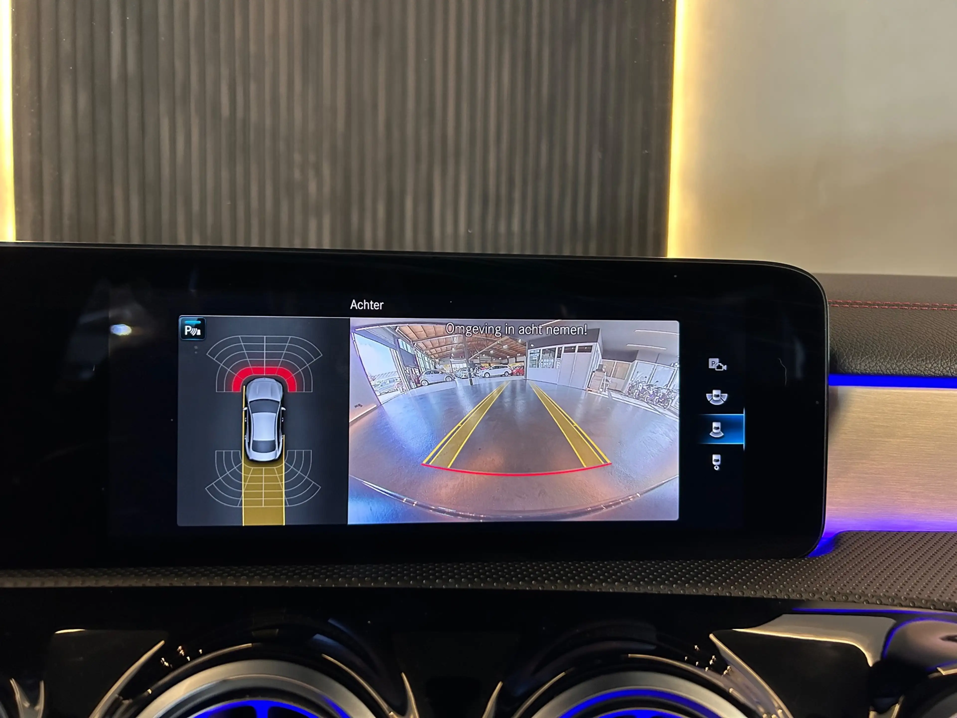 Mercedes-Benz CLA 180 AMG Line|PANO|CRUISE|AMBIENT|PARK SENS & CAM|STOEL — photo 22