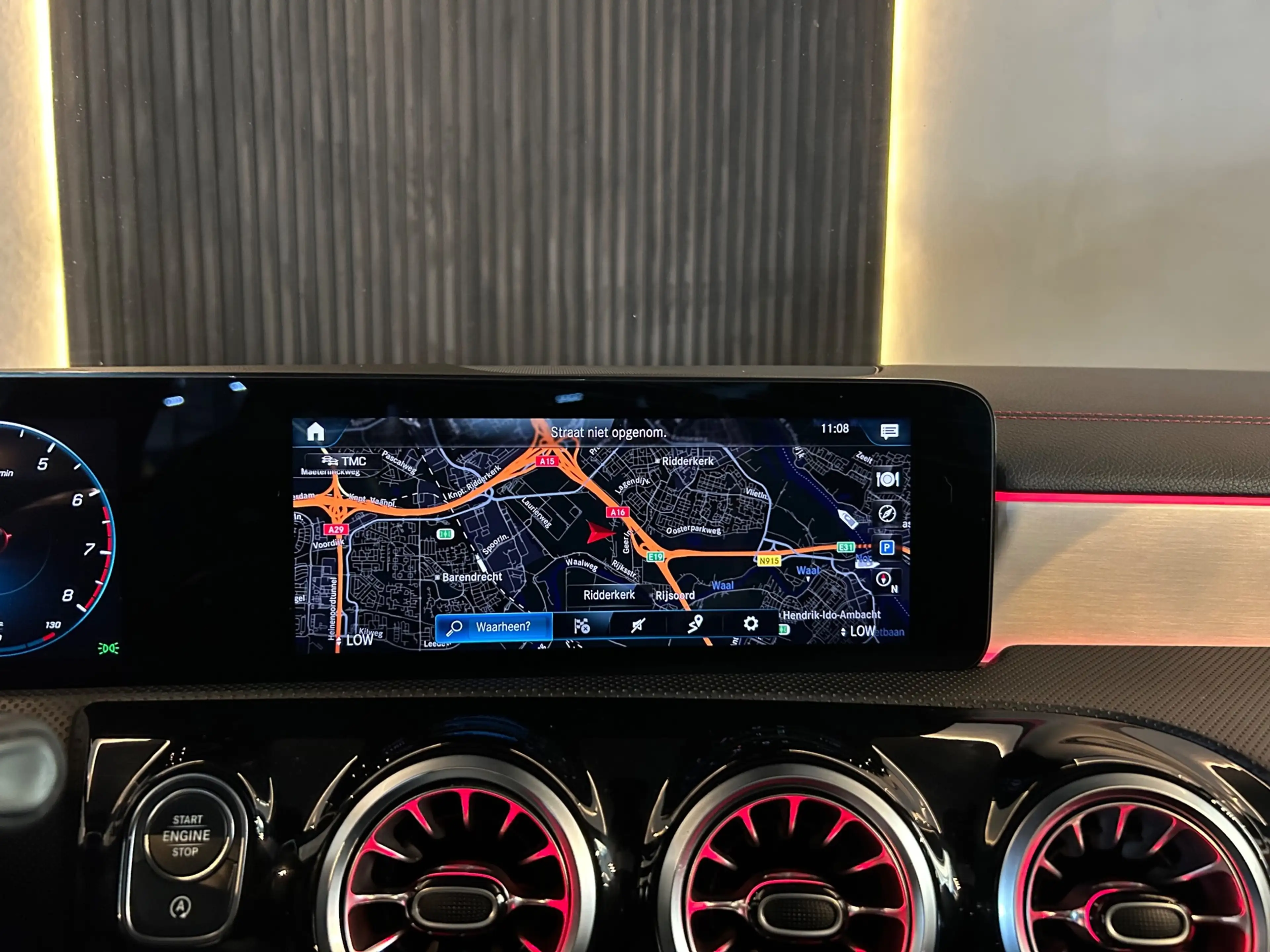 Mercedes-Benz CLA 180 AMG Line|PANO|CRUISE|AMBIENT|PARK SENS & CAM|STOEL — photo 32
