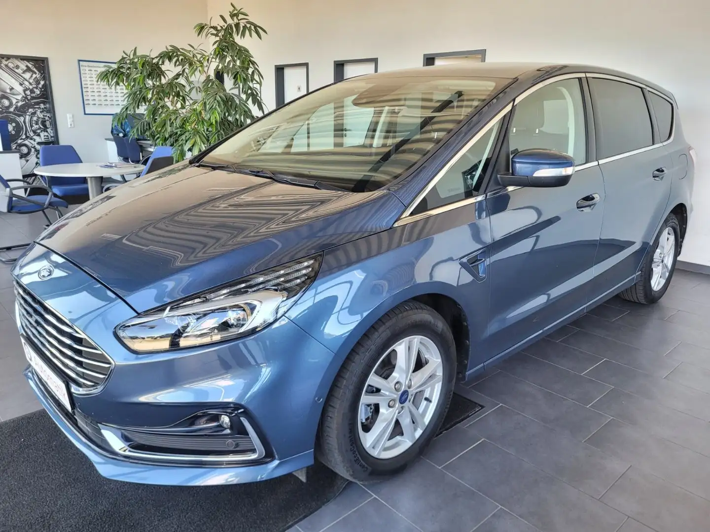 Ford S-Max EcoBlue 190PS Autom. Titanium m AHK+Kamera Blau - 2