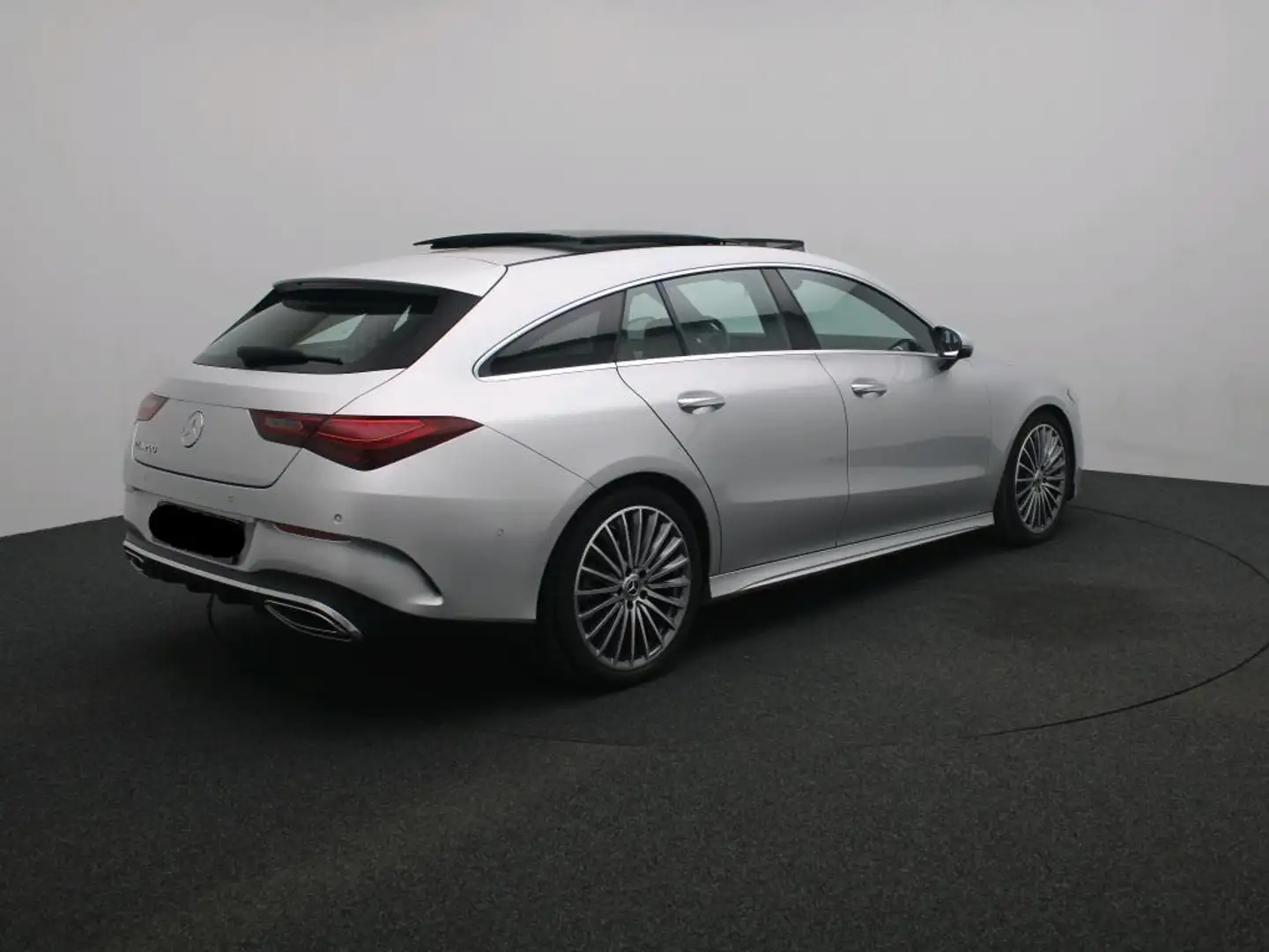 Mercedes-Benz CLA 200 Shooting Brake AMG Line + FACELIFT + PANORAMISCH D Zilver - 2