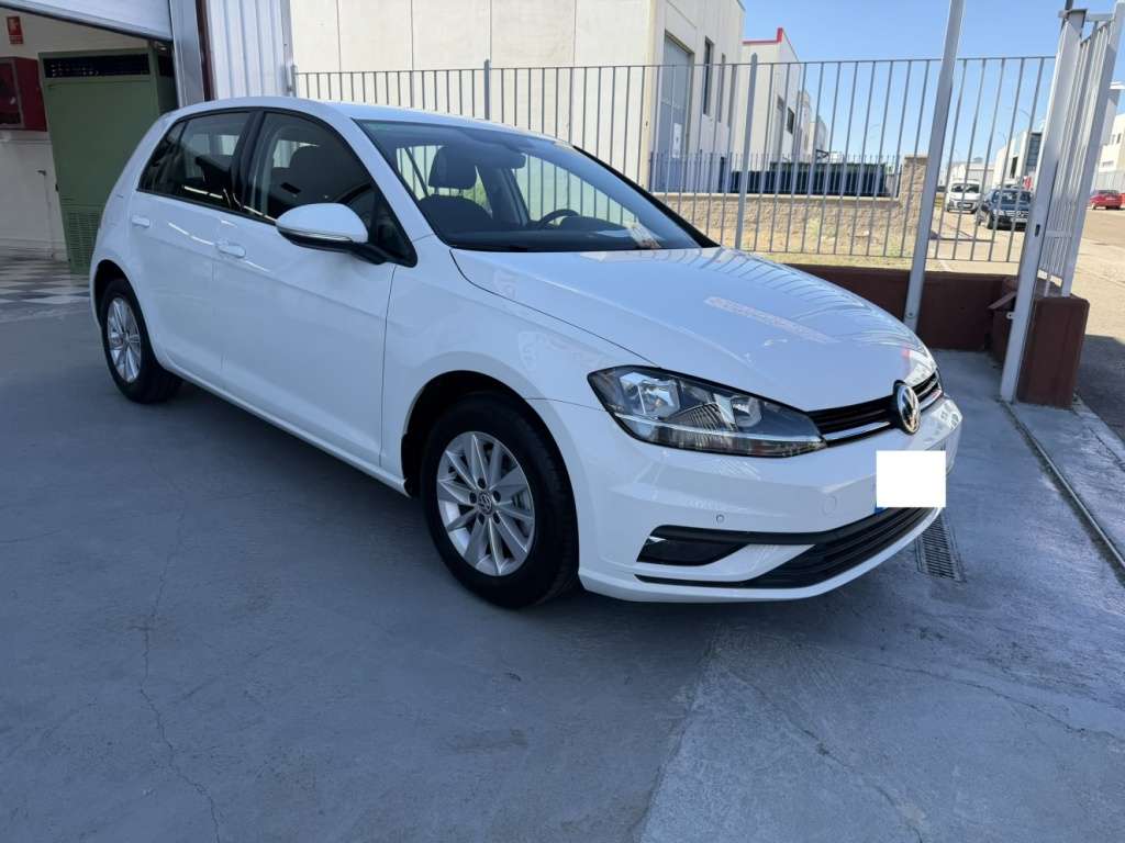 Volkswagen Golf 1.6TDI Last Edition 85kW - foto 1