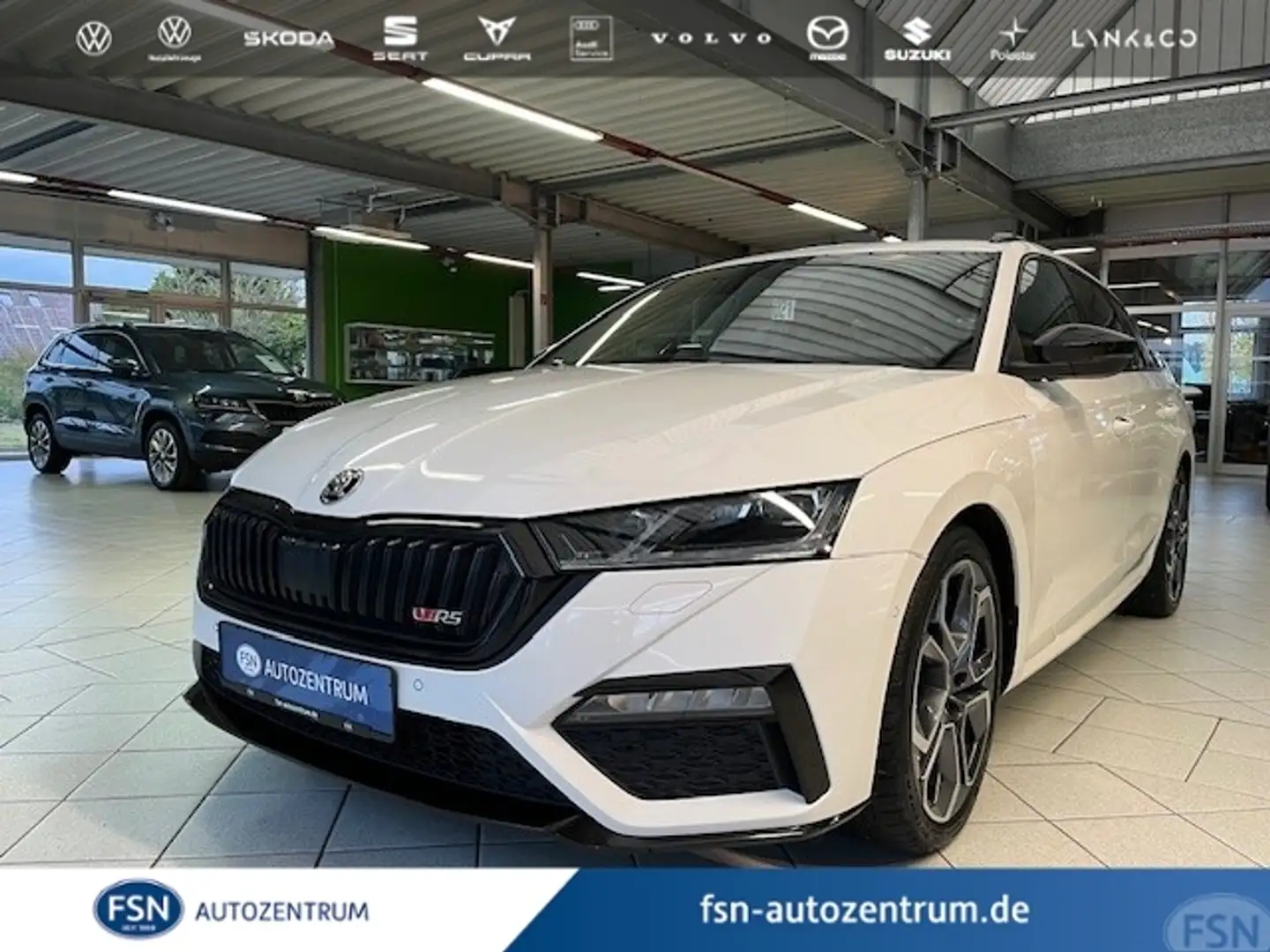 Skoda Octavia Combi 2.0 TDI RS Plus 4x4 AHK STHZG NAVI MATRIX A Weiß - 1