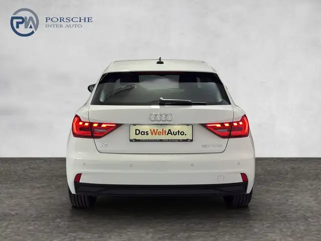 Audi A1 view 5