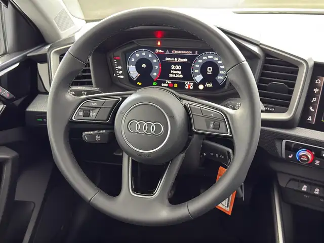 Audi A1 view 8