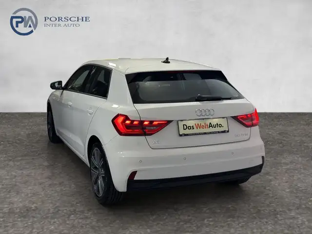 Audi A1 view 4