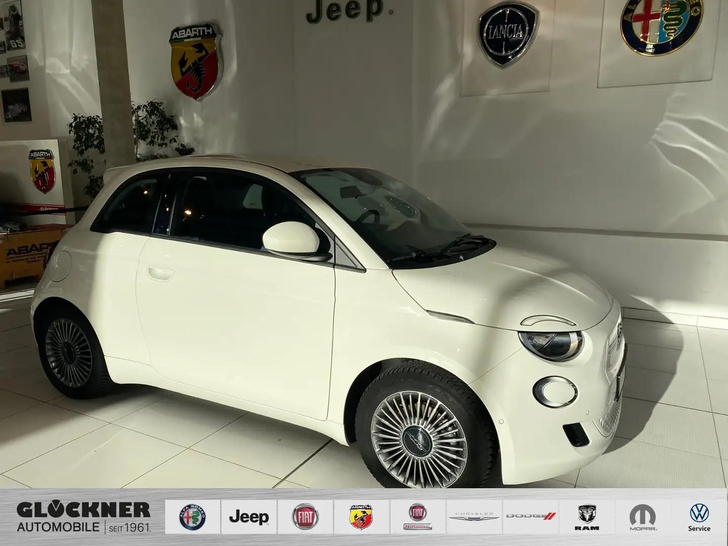 Fiat 500e Komfort Paket/ Allwetterreifen Weiß - 1