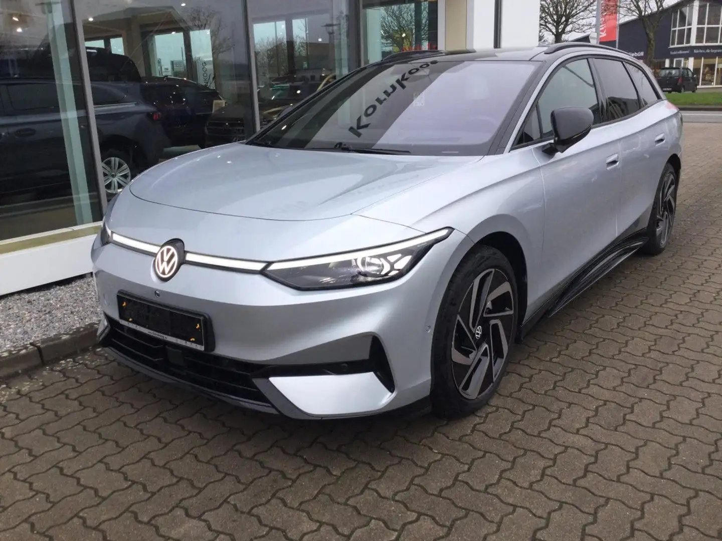 Volkswagen ID.7 Tourer Pro 77 kWh IQ.Drive Wärme Bluetooth Silber - 2