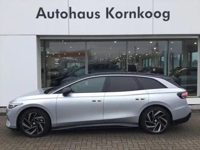 Volkswagen ID.7 Tourer Pro 77 kWh IQ.Drive Wärme Bluetooth