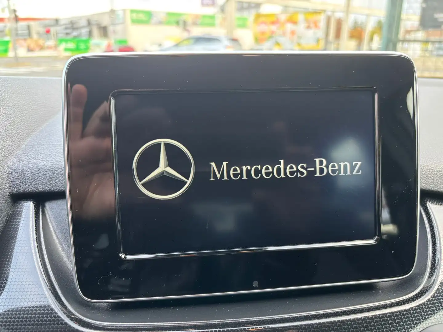 Mercedes-Benz B 180 d 109PS Servicegepfl. Pickerl 5/26 ParkAssist LED Gris - 2