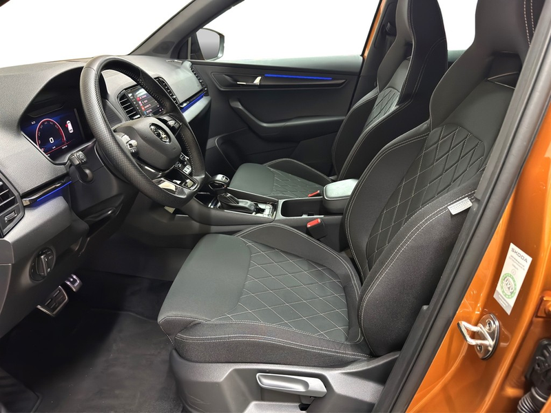Skoda Karoq 1.5 TSI DSG Sportline DCC MATRIX*NAV*SHZ*TEMP*P... — photo 11