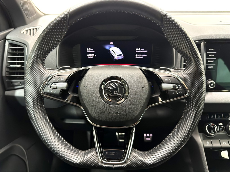 Skoda Karoq 1.5 TSI DSG Sportline DCC MATRIX*NAV*SHZ*TEMP*P... — photo 13