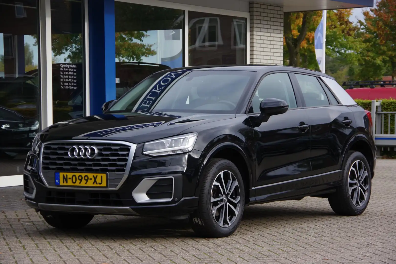 Audi Q2 S Edition Keyless Elektrische achterklep Stoelverw Negro - 2