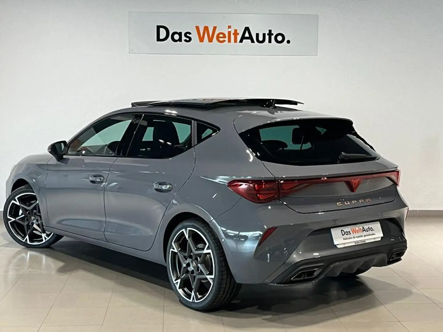 CUPRA Leon 1.5 eTSI 110 DSG Grijs - 2