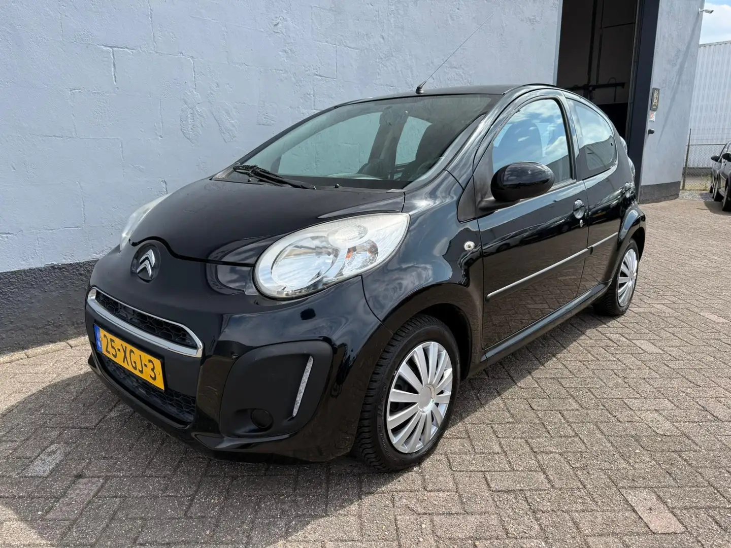 Citroen C1 1.0 Tendance AUTOMAAT - Airco Zwart - 1