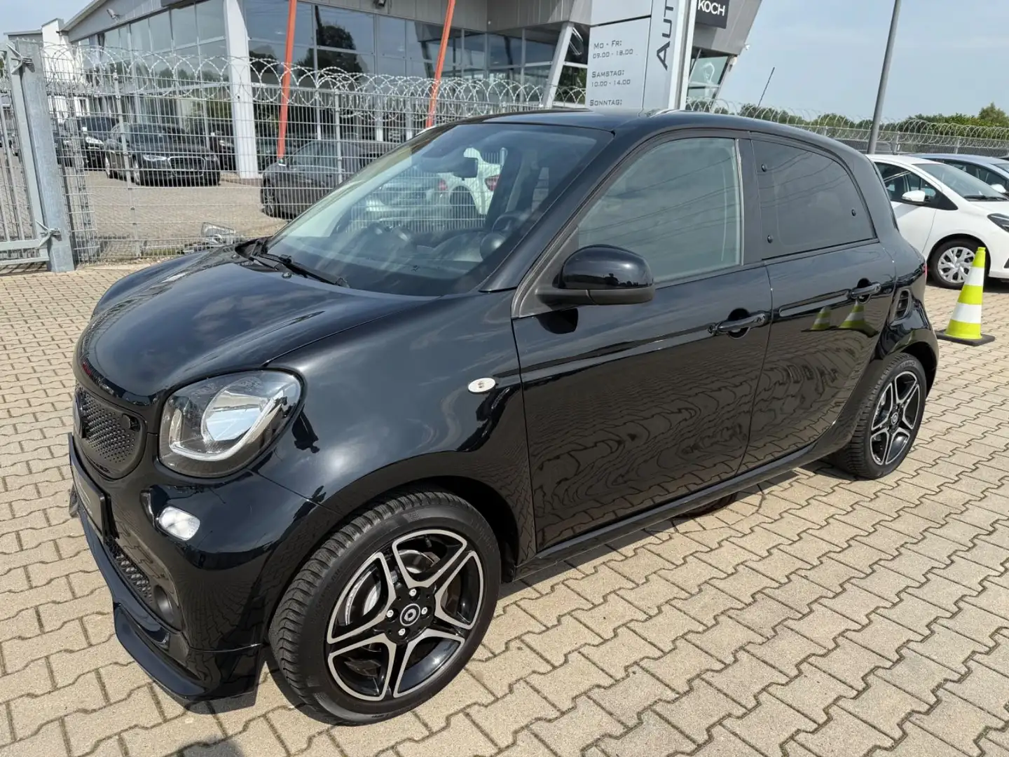 smart forFour forfour Brabus Schwarz - 1