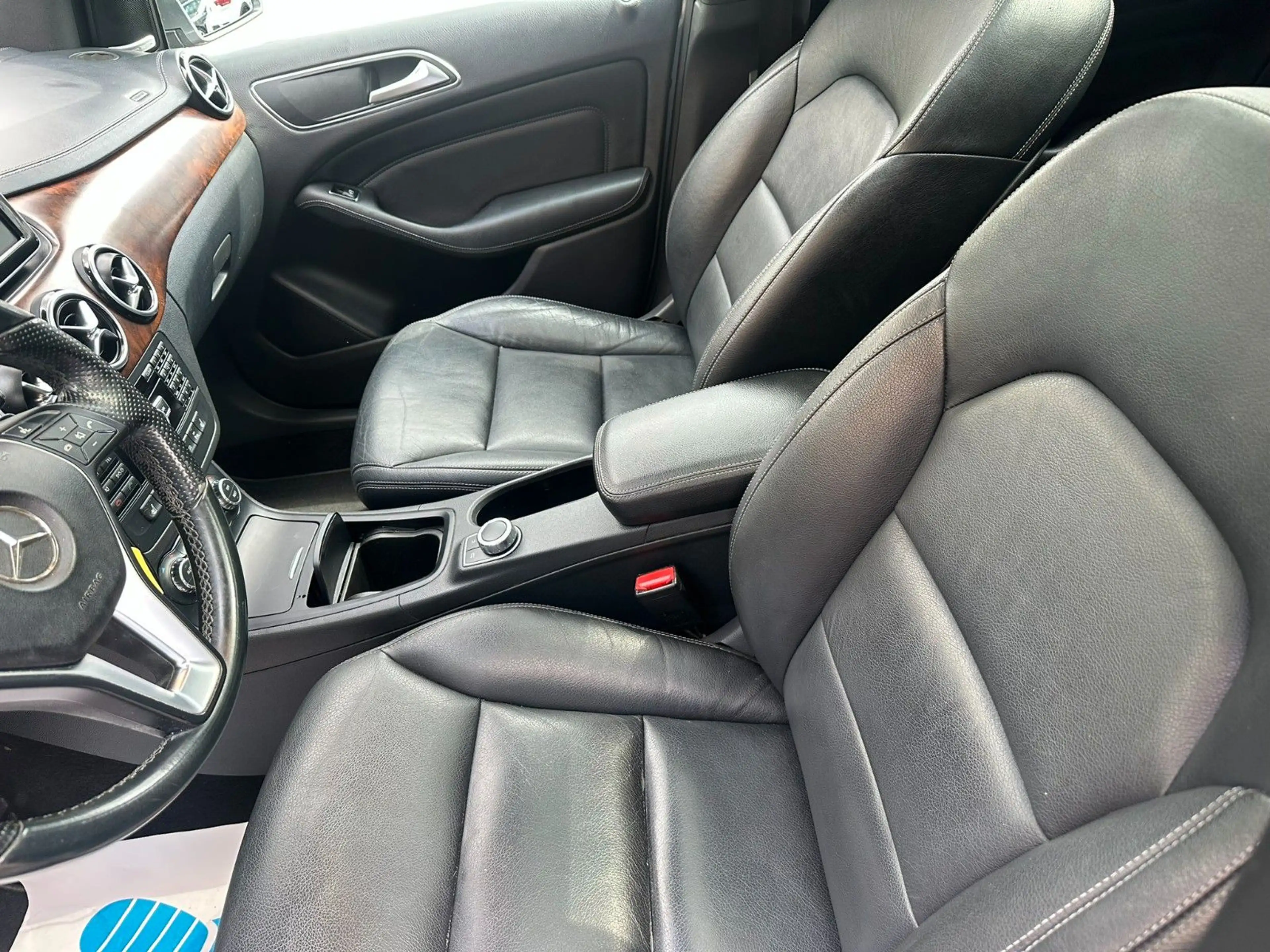 Mercedes-Benz B 200 CDI*Automatik*Leder*Navi*P-Dach*PDC*Euro5* — photo 11