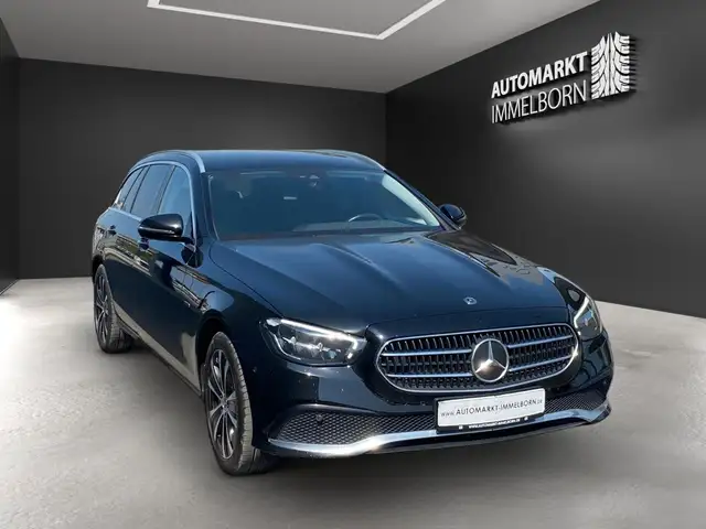 Mercedes-Benz E-Class view 2