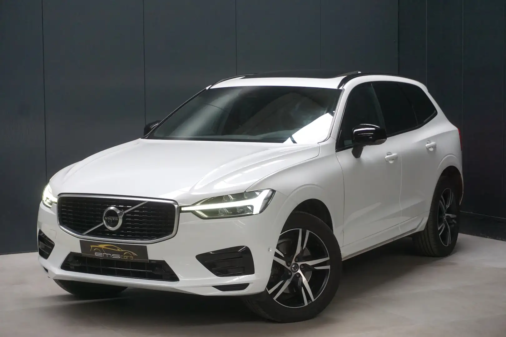 Volvo XC60 2.0 T5 AWD R-Design Automaat- VERKOCHT!SOLD!VENDU! Wit - 1