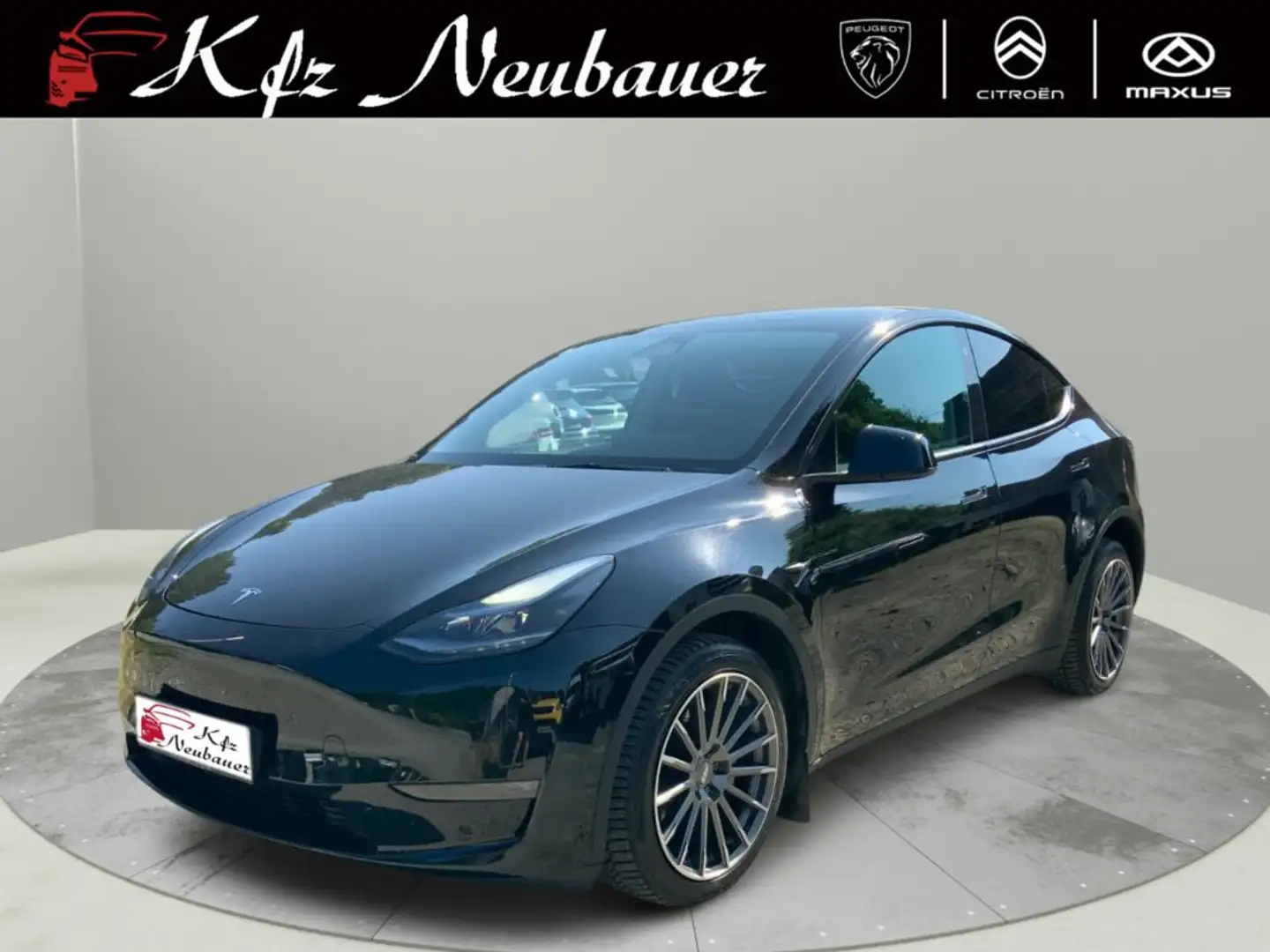 Tesla Model Y Maximale Reichweite Dual AWD Schwarz - 1