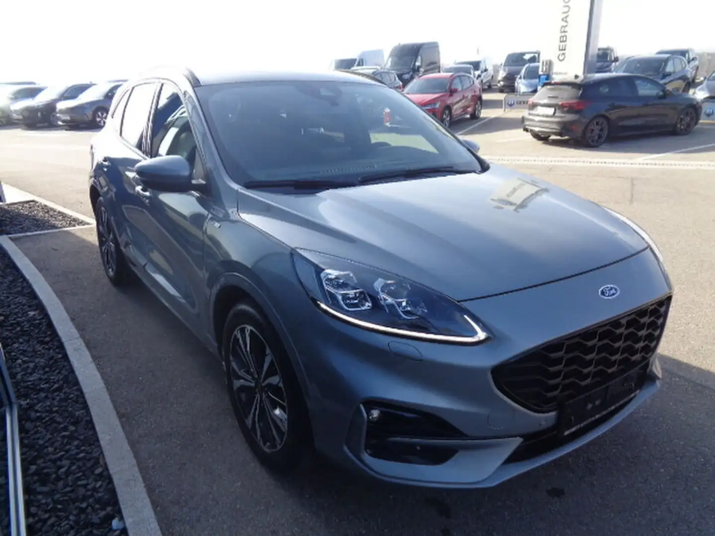 Ford Kuga ST-Line X mild Hybrid 150PS Diesel Silber - 2