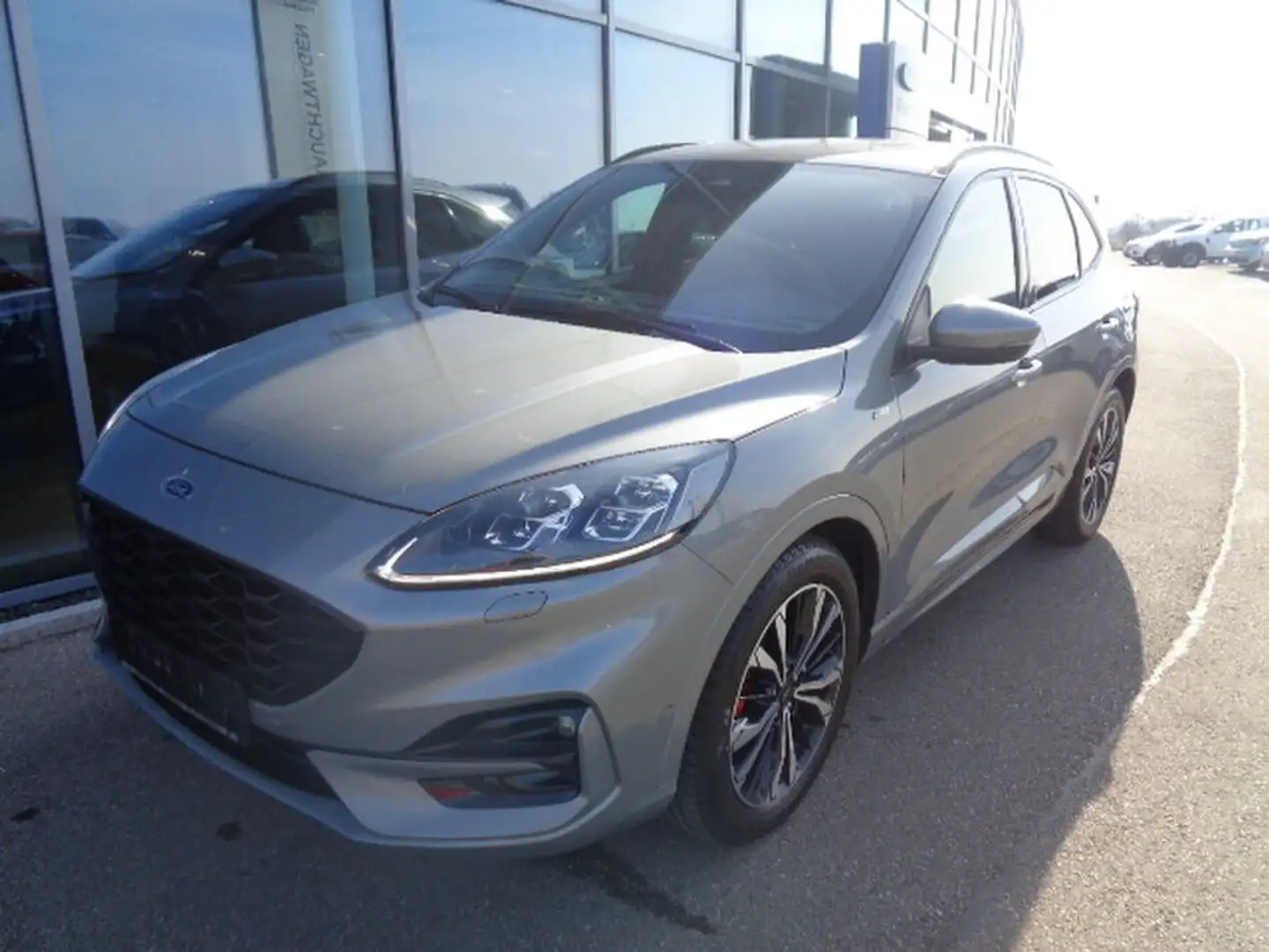Ford Kuga ST-Line X mild Hybrid 150PS Diesel Silber - 1