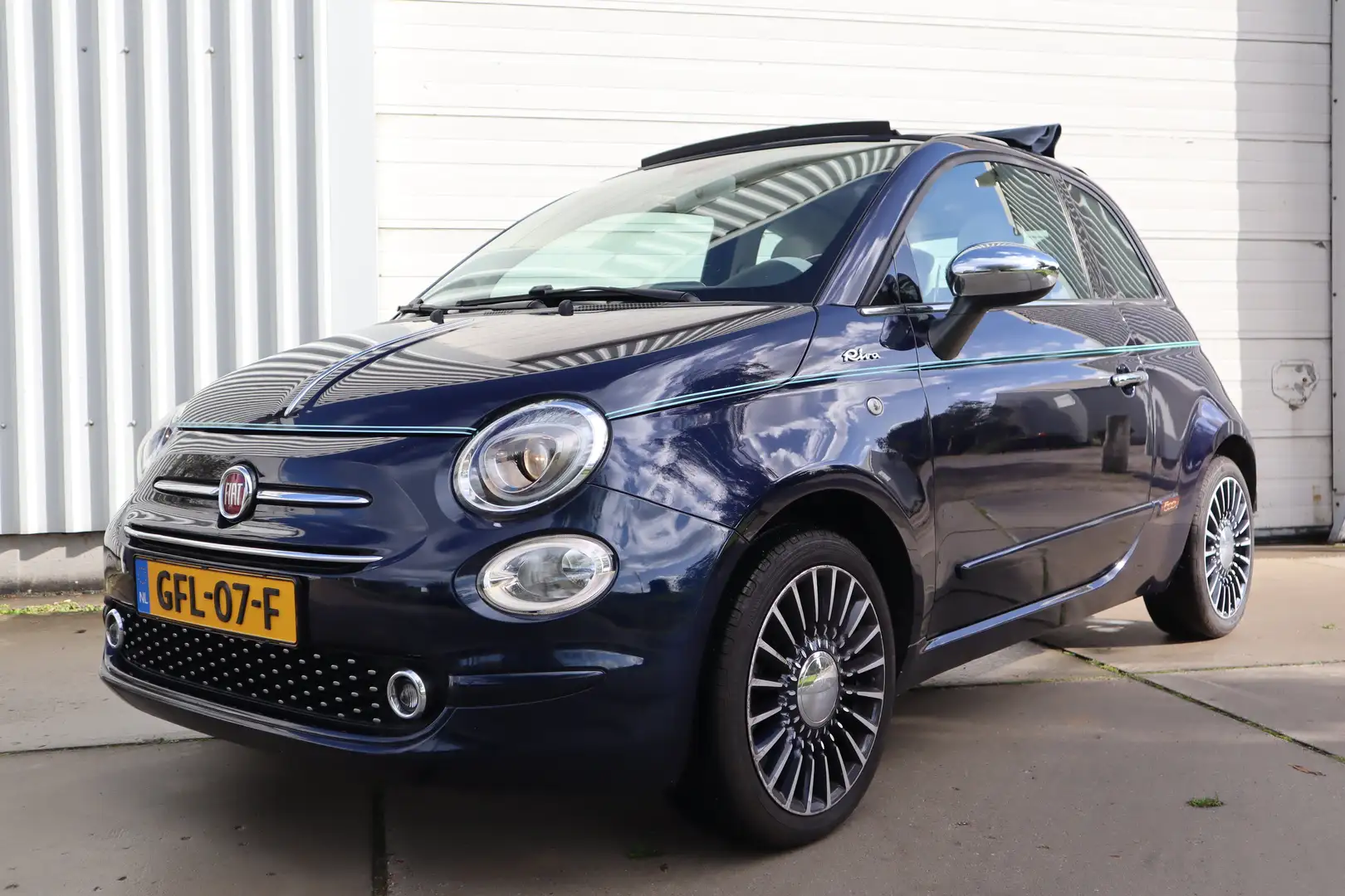 Fiat 500 Riva Ed. 1.2 69PK Lounge Cruise/Climate/Carplay Blauw - 1