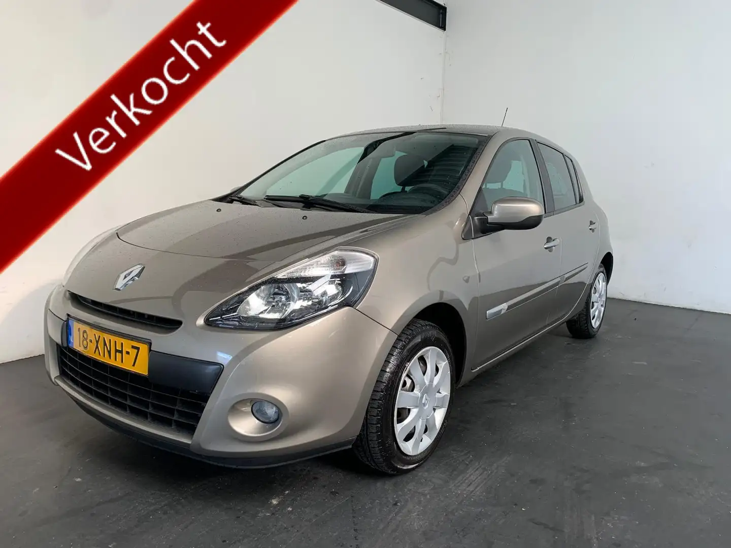 Renault Clio 1.2 Authentique 1e Eigenaar! Bruin - 1