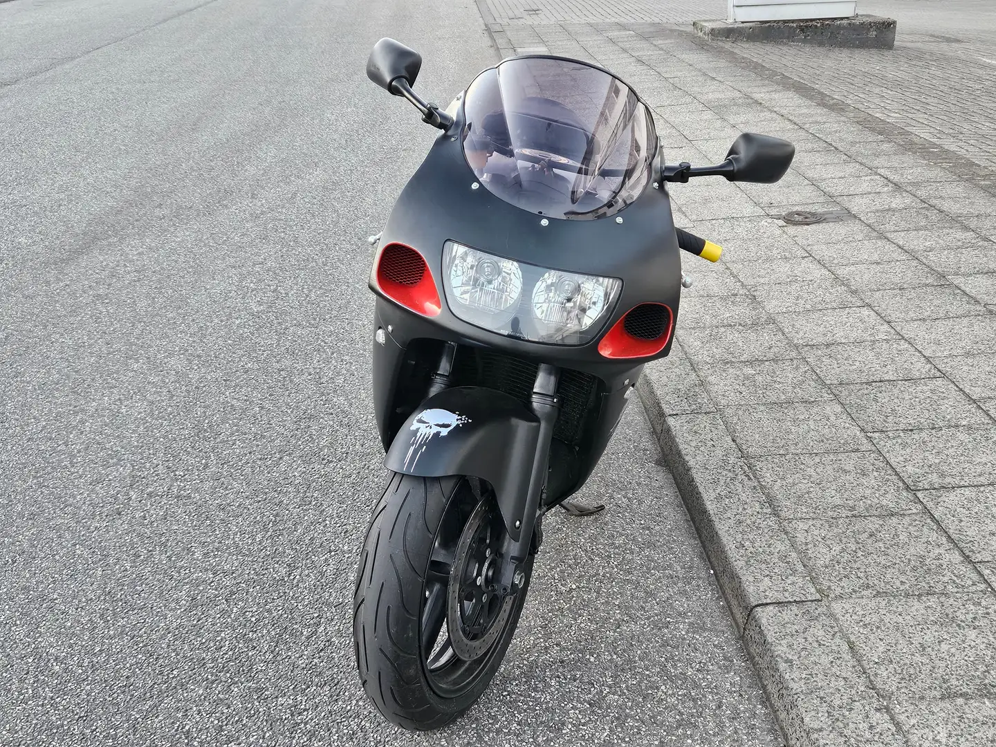 Suzuki GSX-R 600 SRAD Black - 2