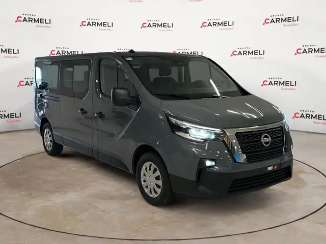 Nissan Primastar view 4