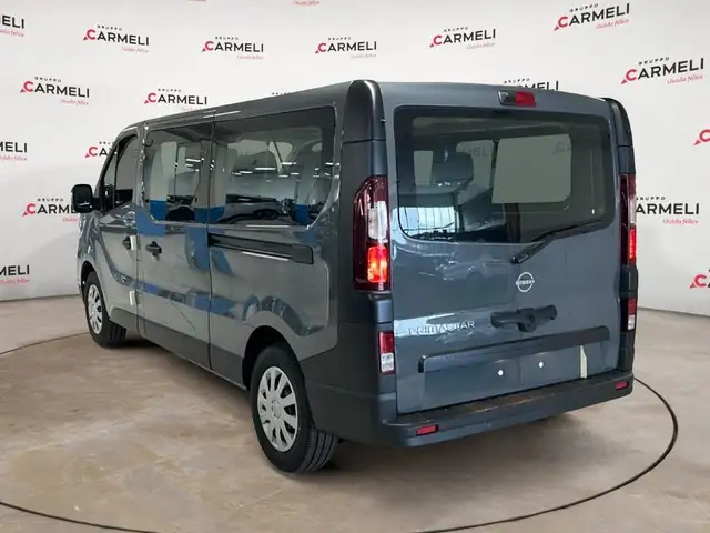 Nissan Primastar view 2