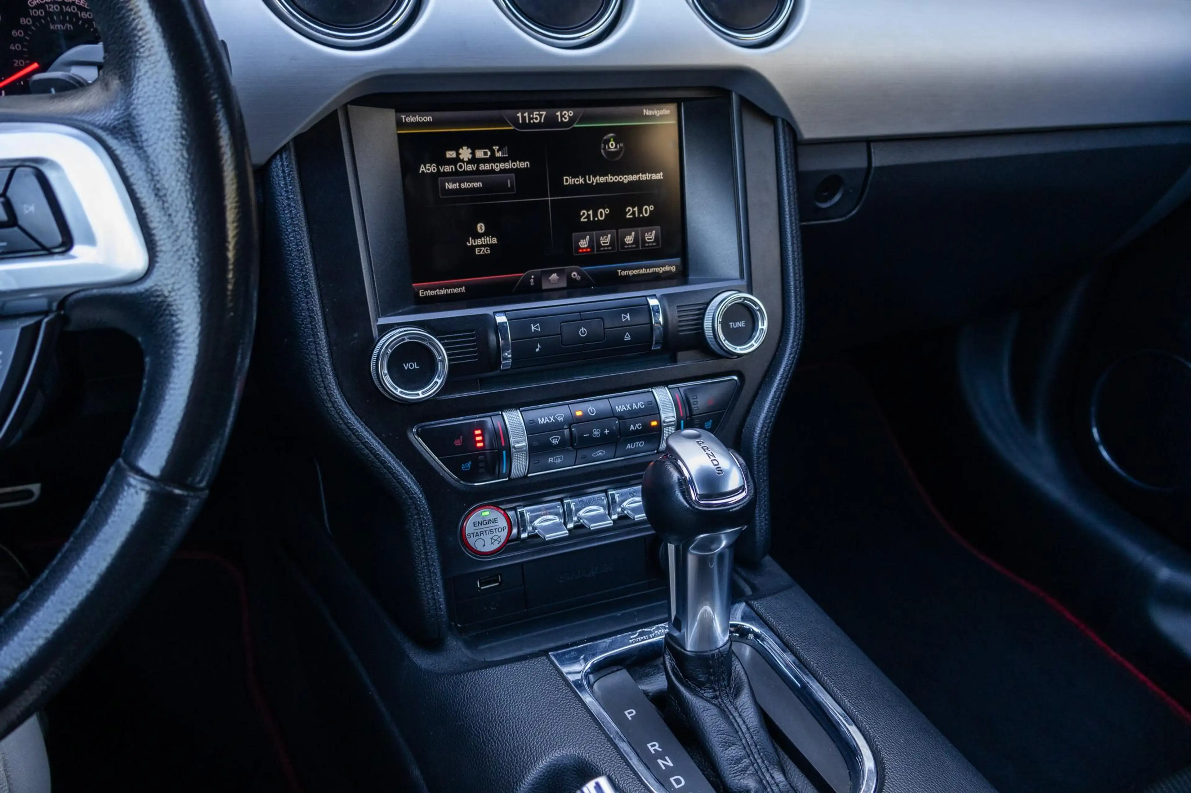 Ford Mustang Fastback 2.3 EcoBoost CruiseControl|Camera|Keyless — photo 9
