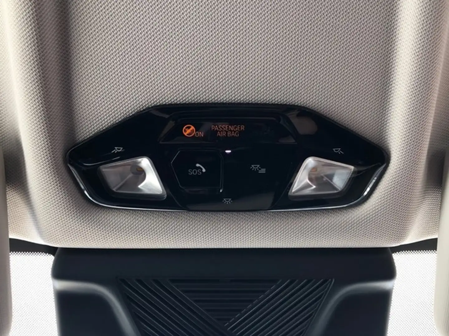 BMW iX1 xDrive30A Blanco - 2