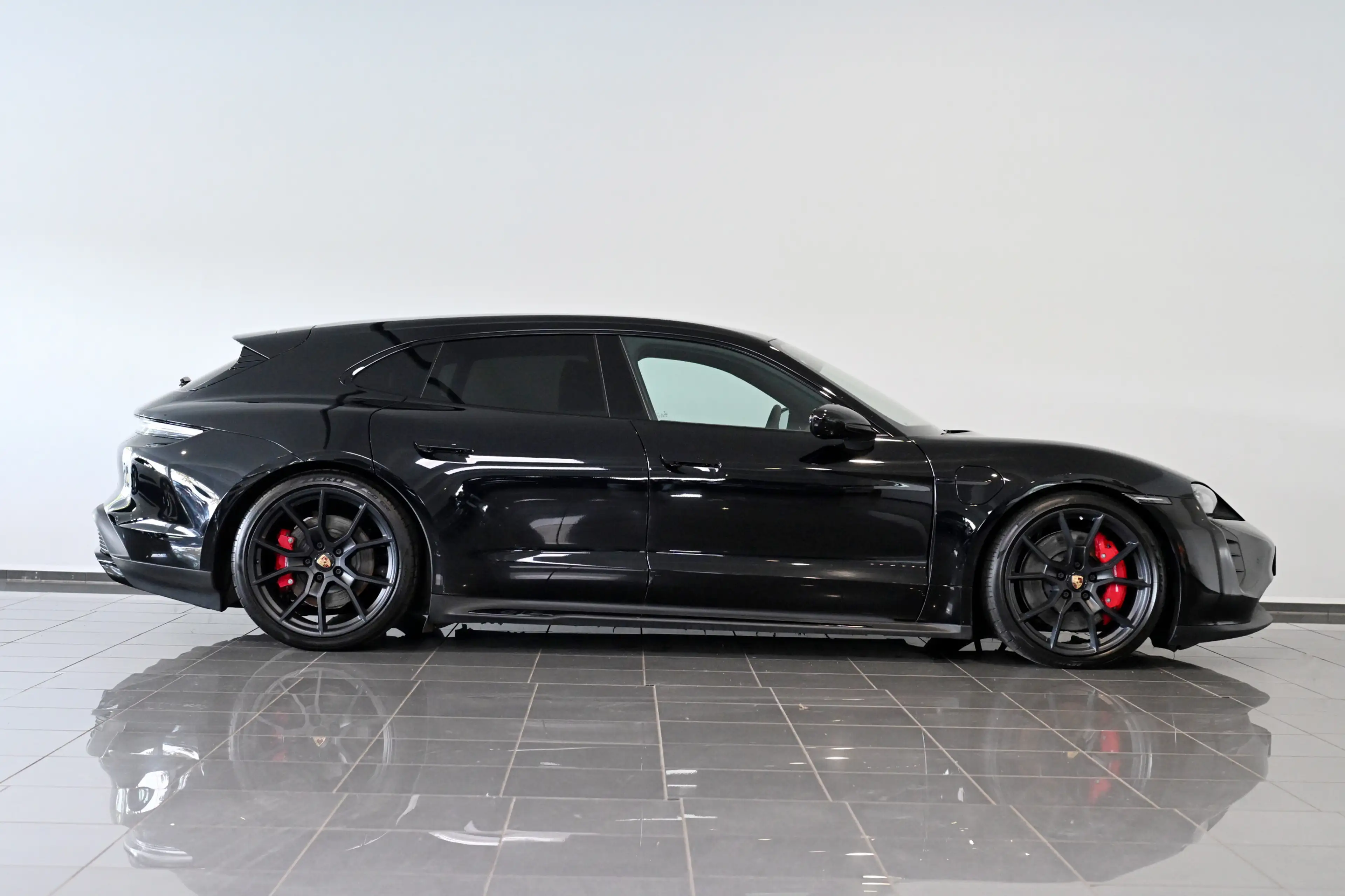 Porsche Taycan Turismo GTS Pano ACC Kamera SHZ 21-Zoll — photo 4