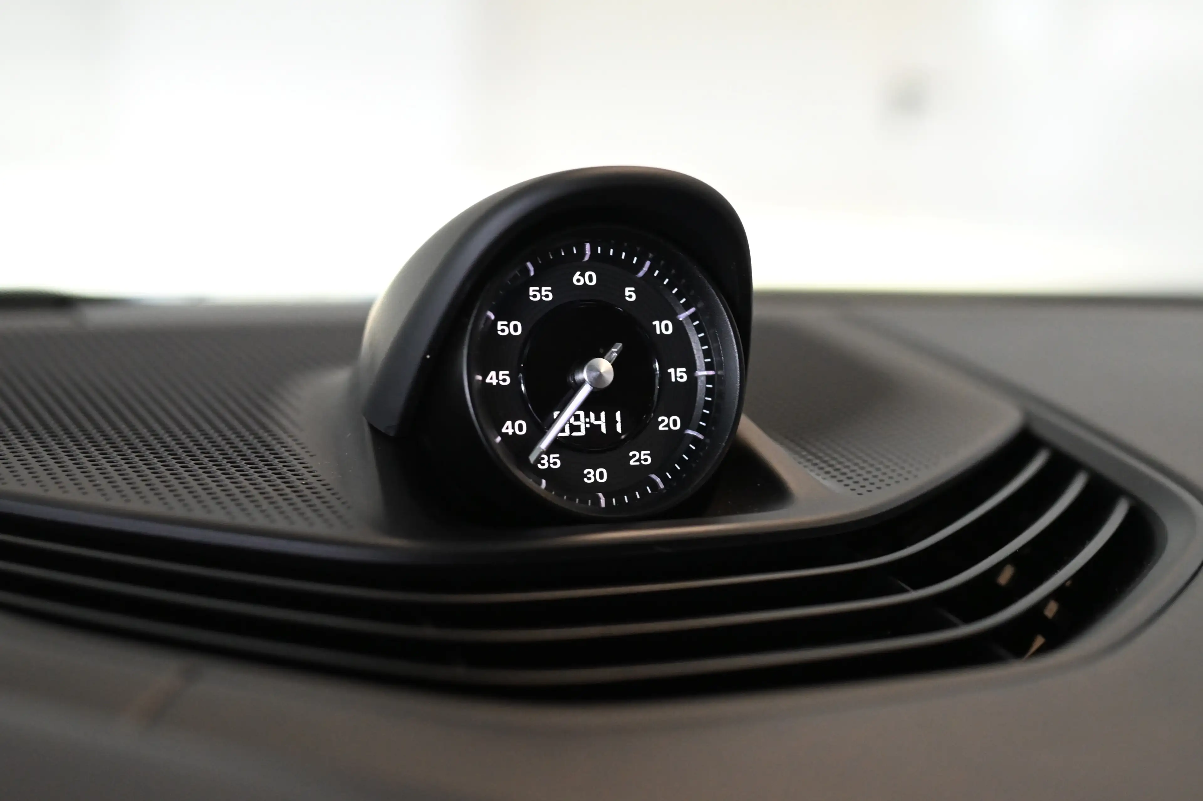 Porsche Taycan Turismo GTS Pano ACC Kamera SHZ 21-Zoll — photo 15