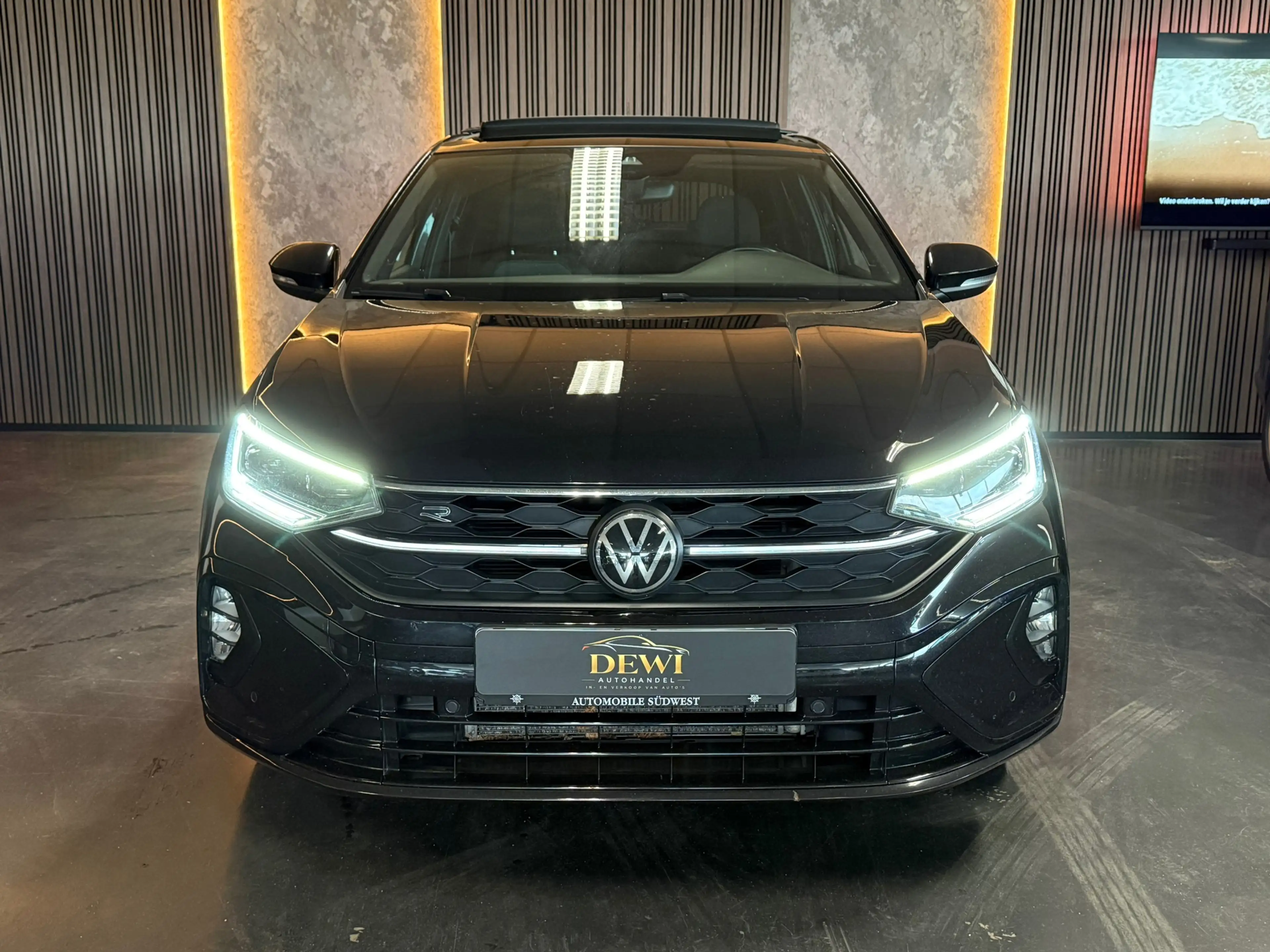 Volkswagen Taigo 1.5 TSI R-Line DSG Pano Led IQ — photo 4