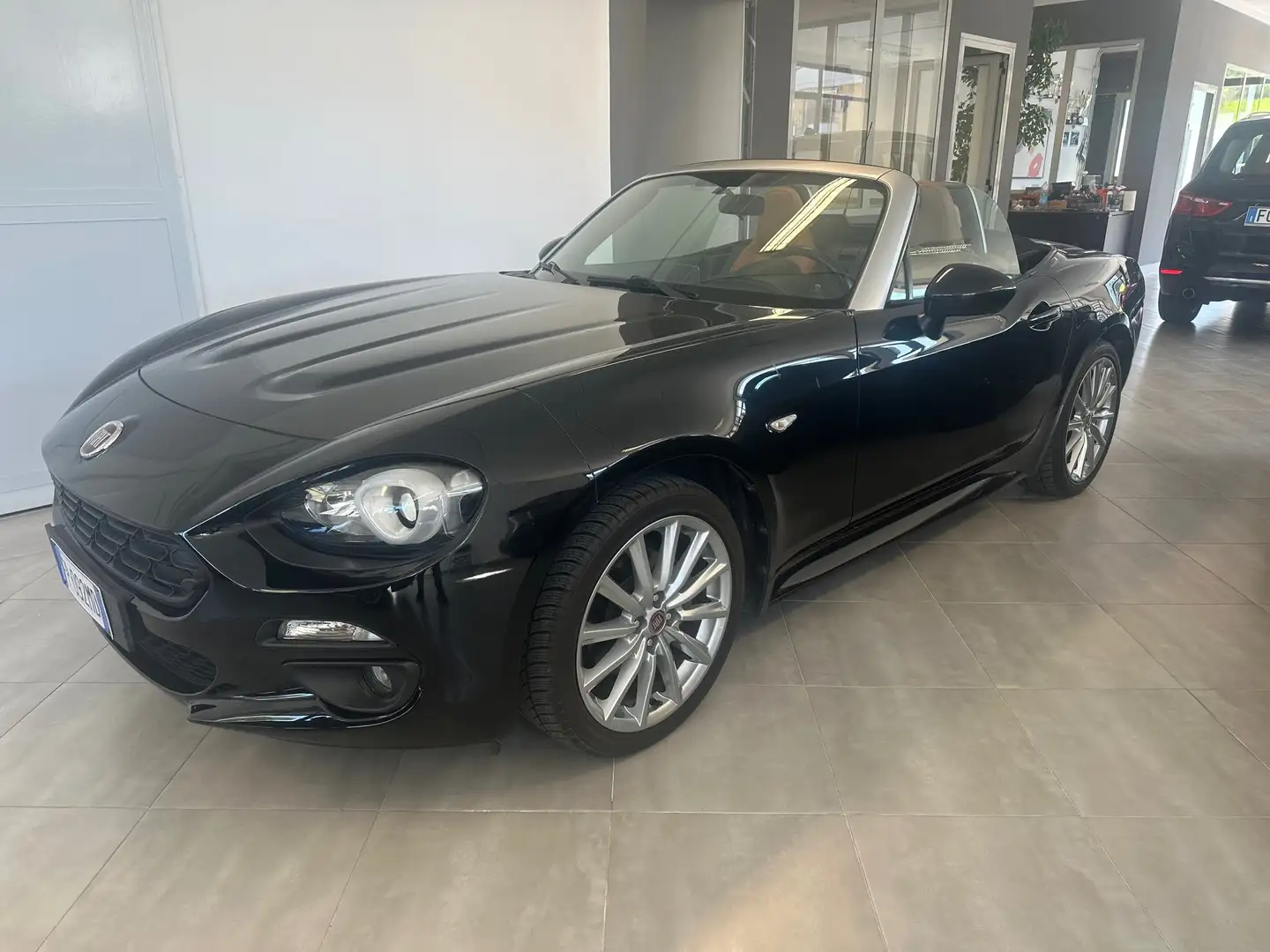Fiat 124 Spider 124 Spider 1.4 m-air Lusso Nero - 1