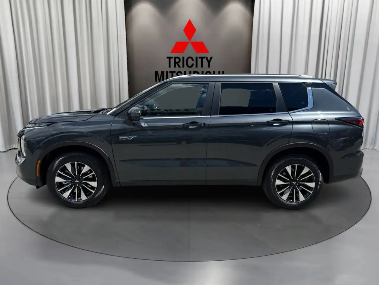 Mitsubishi Outlander снимка Mitsubishi Outlander