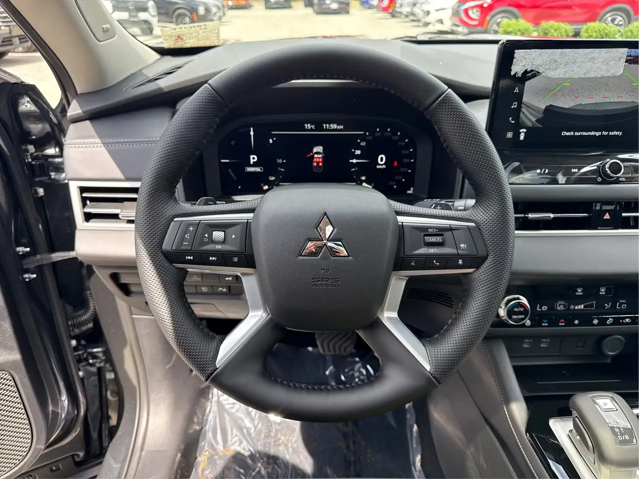 Mitsubishi Outlander снимка Mitsubishi Outlander