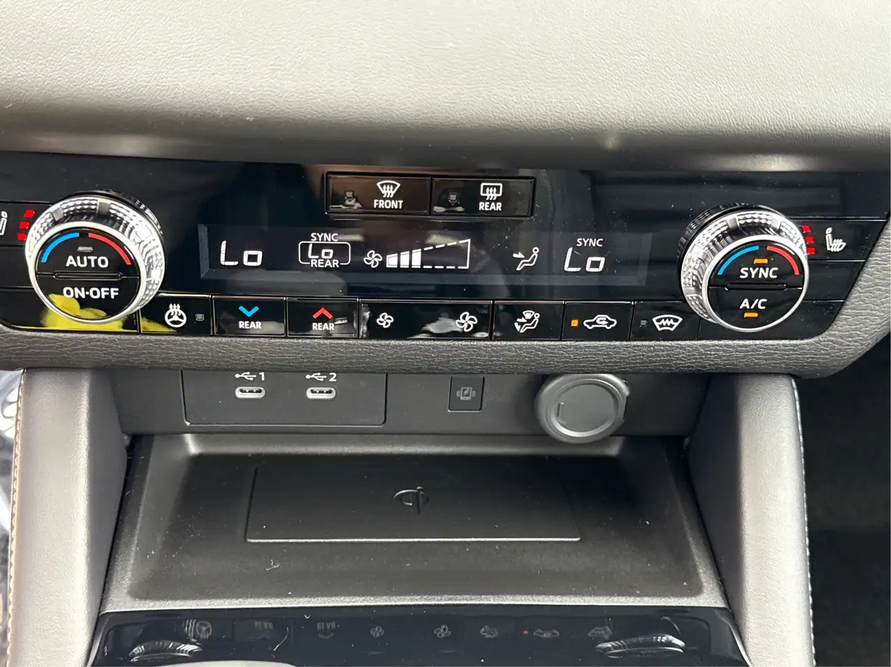 Mitsubishi Outlander снимка Mitsubishi Outlander