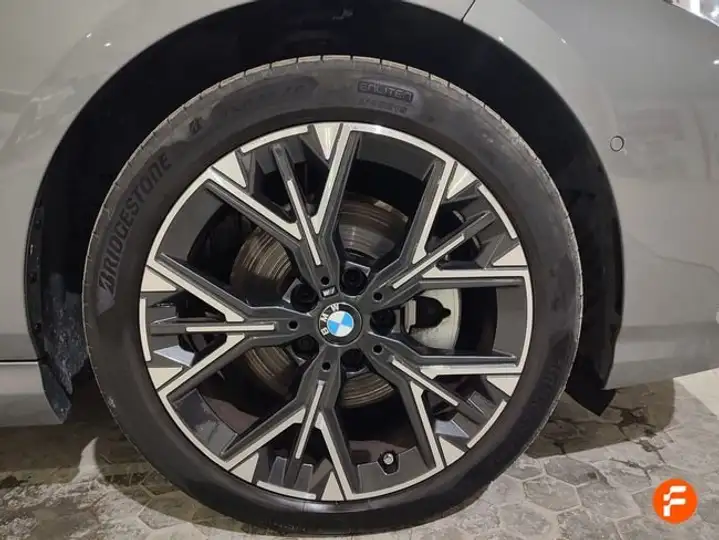 BMW Serie 1 2025, foto 25