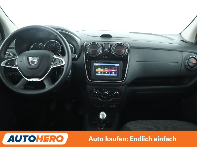 Dacia Lodgy 1.3 TCe Stepway *NAVI*TEMPO*PDC*SHZ* — photo 12