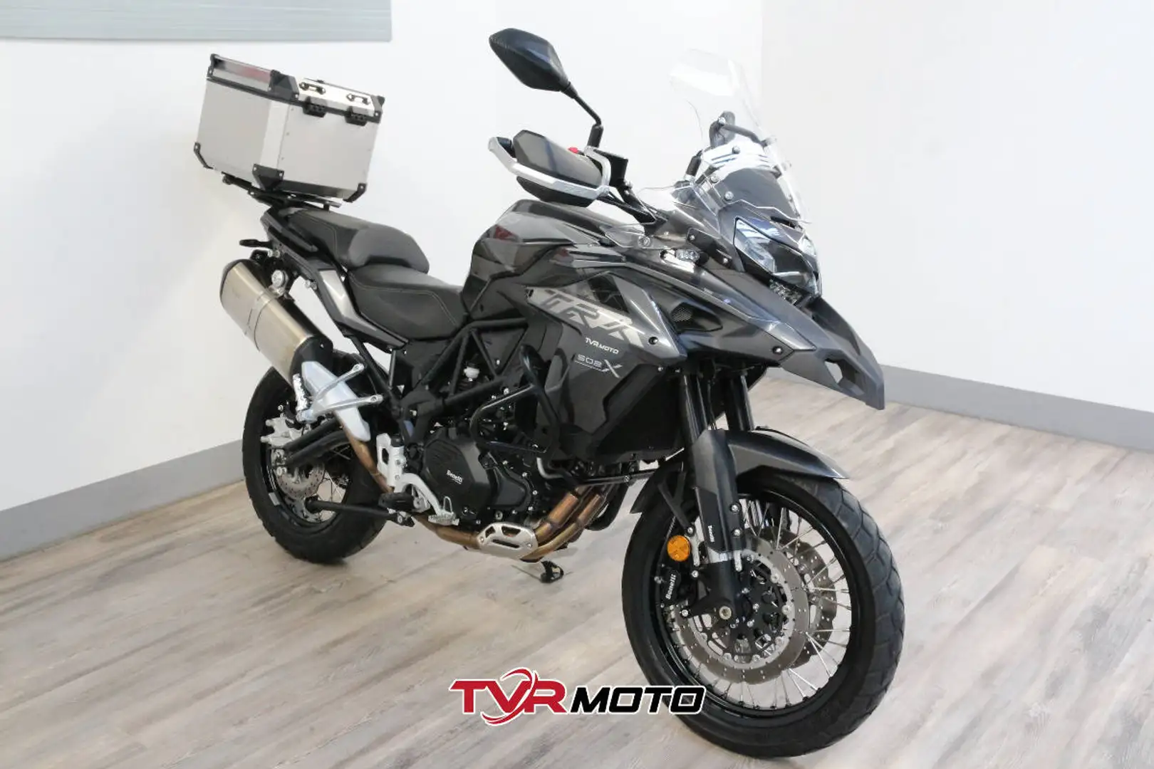 Benelli TRK 502 TRK 502X (2021 - 25) - 1