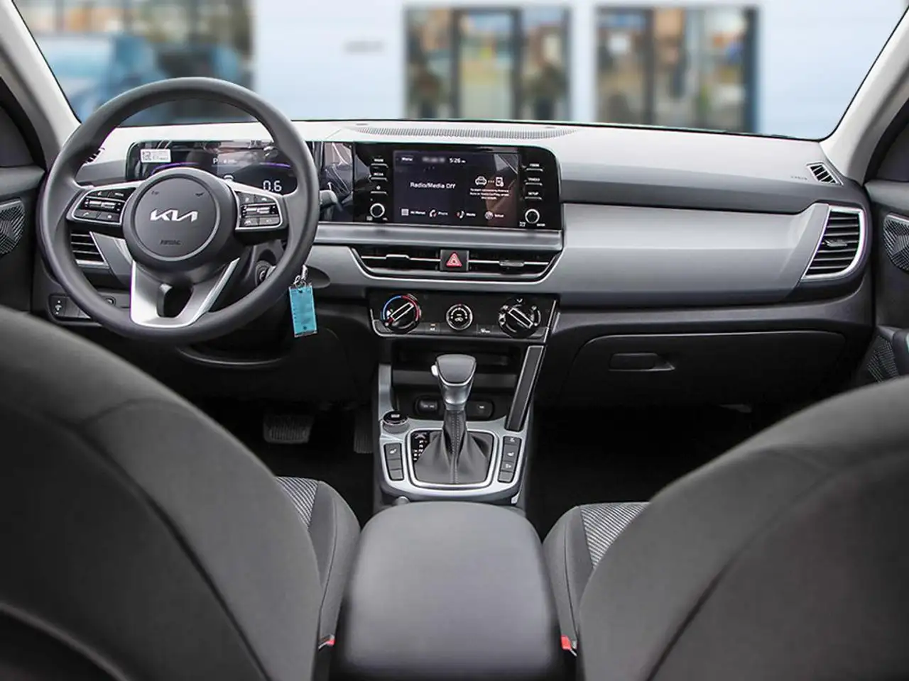 Kia Seltos снимка Kia Seltos