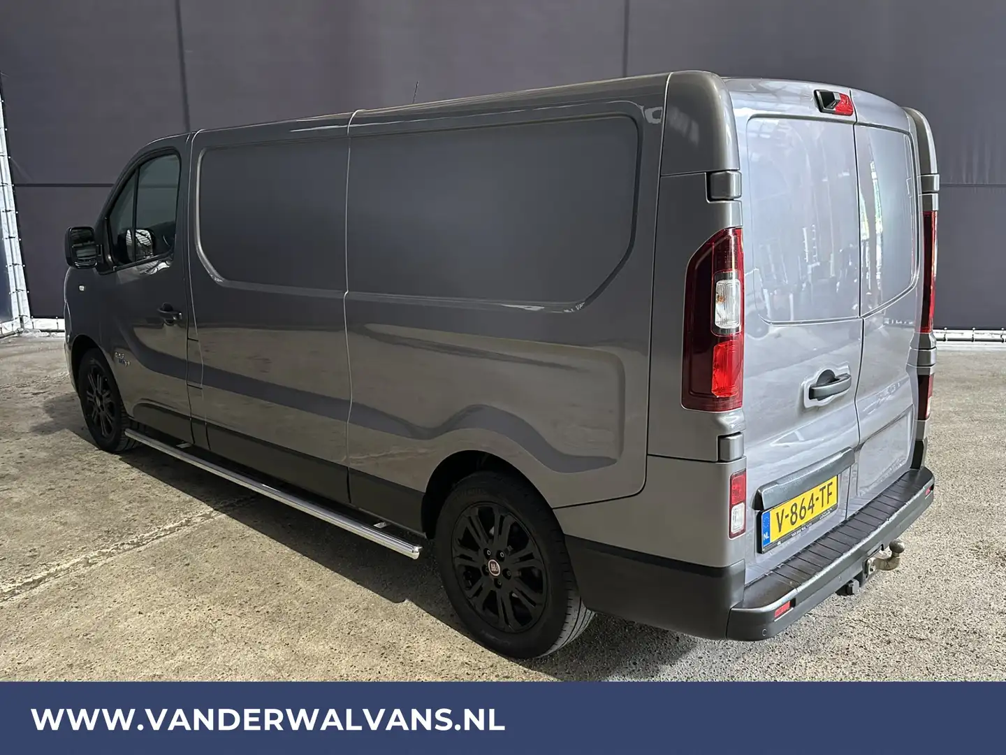 Fiat Talento 1.6 MJ 126pk L2H1 Euro6 Airco | Camera | Navigatie Grijs - 2