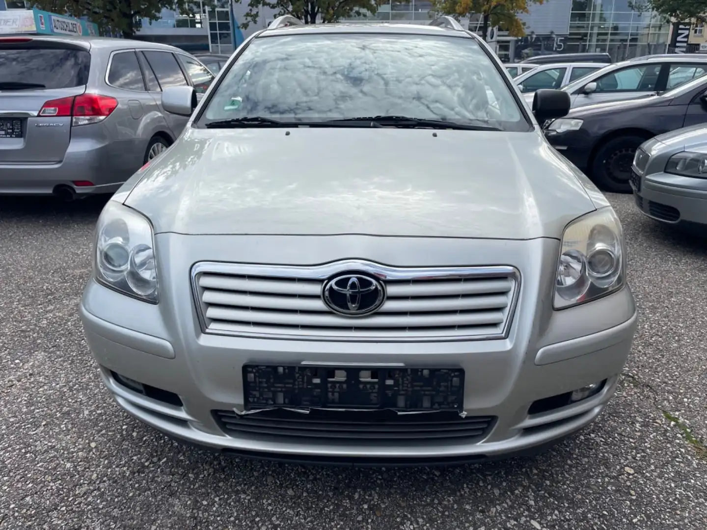Toyota Avensis Combi Sol 1.8-l-VVT-i 16V / Tüv 8.26 Grau - 2