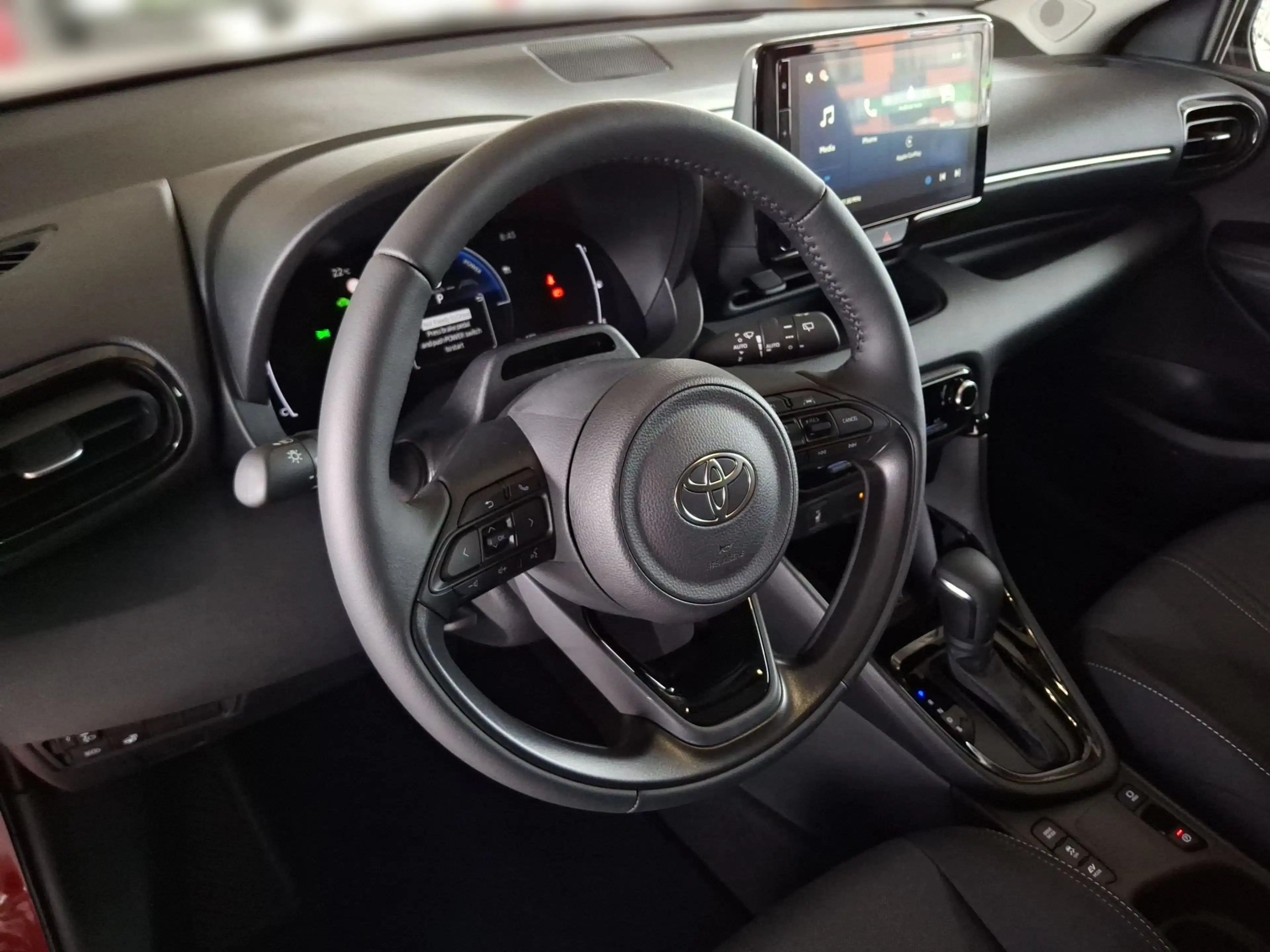 Toyota Yaris 1.5 Teamplayer ACC+Navi+Kam.+KlimaA+LM — photo 12