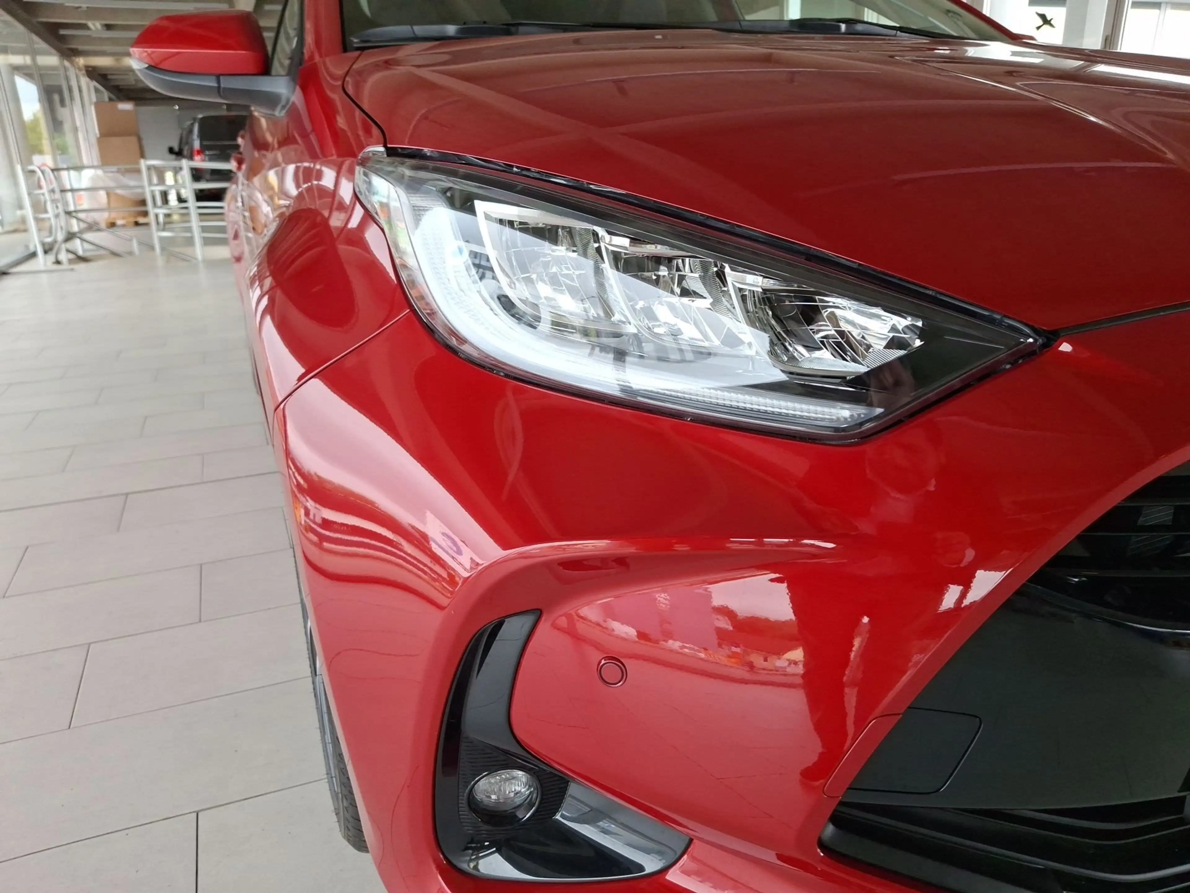 Toyota Yaris 1.5 Teamplayer ACC+Navi+Kam.+KlimaA+LM — photo 9
